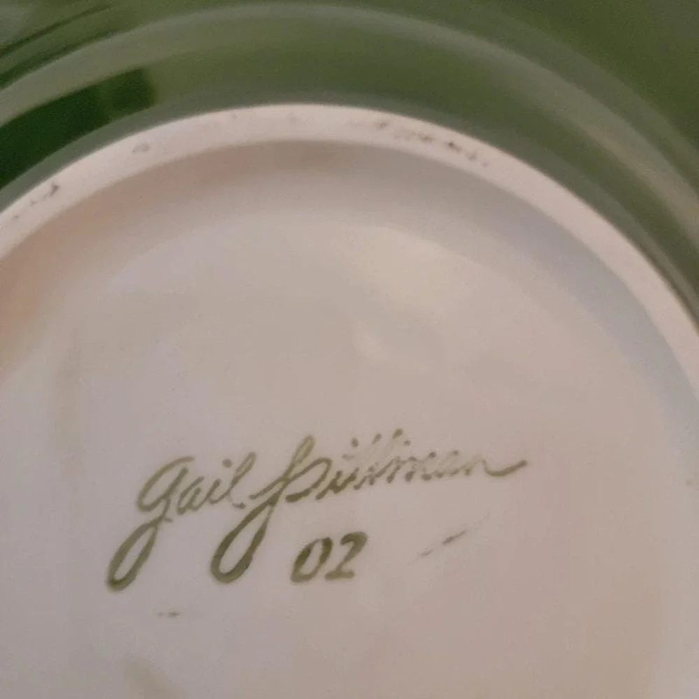 Christmas Memories Pasta Soup Bowl Signed Pittman Green Yellow 10